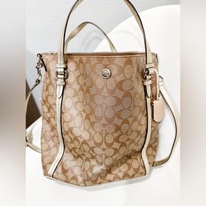 Large Coach tote/messinger bag!